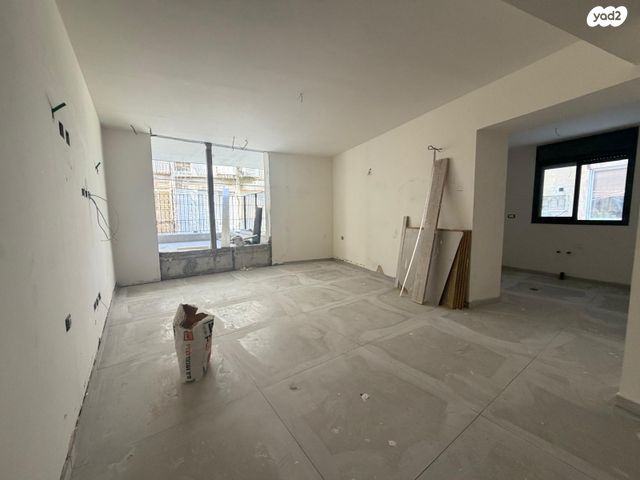 דירה, המרי, שינקין, גבעתיים