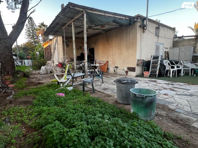 דו משפחתי, אביגדור עשת, קרית חיים מערבית, חיפה