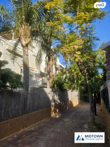 דירת גן, העיט, לב הפארק, רעננה