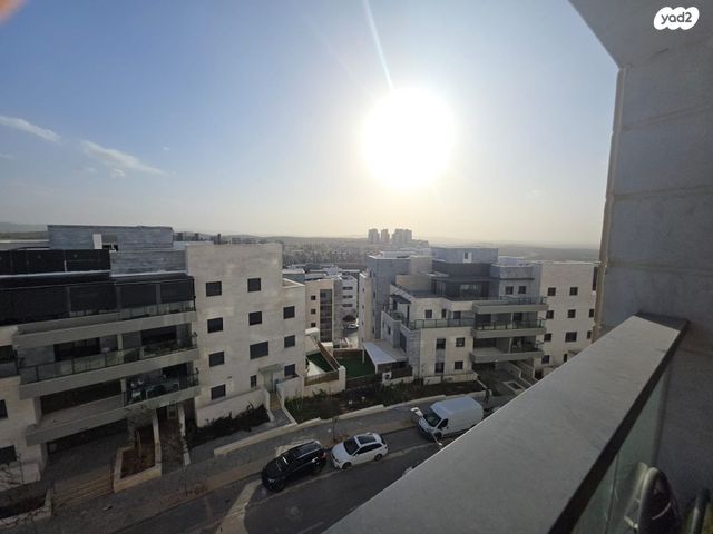 דירה, מודיעין מכבים רעות