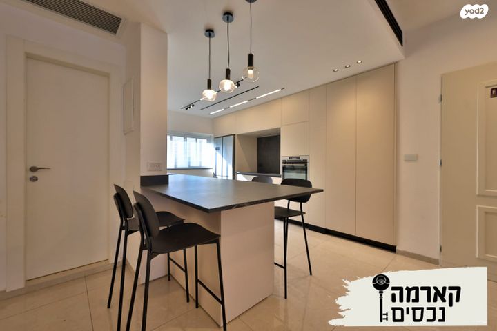 דירת גן, עגור, גבעת אלונים, קרית אתא