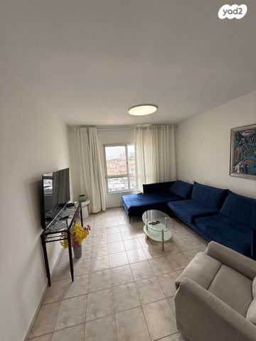 צאלים, מערב 1