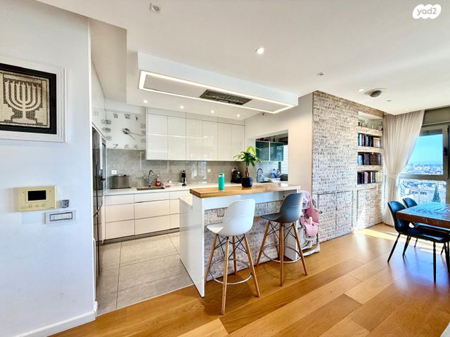 דירה, מגורי חיים כהן 10, נאות שקד, נתניה