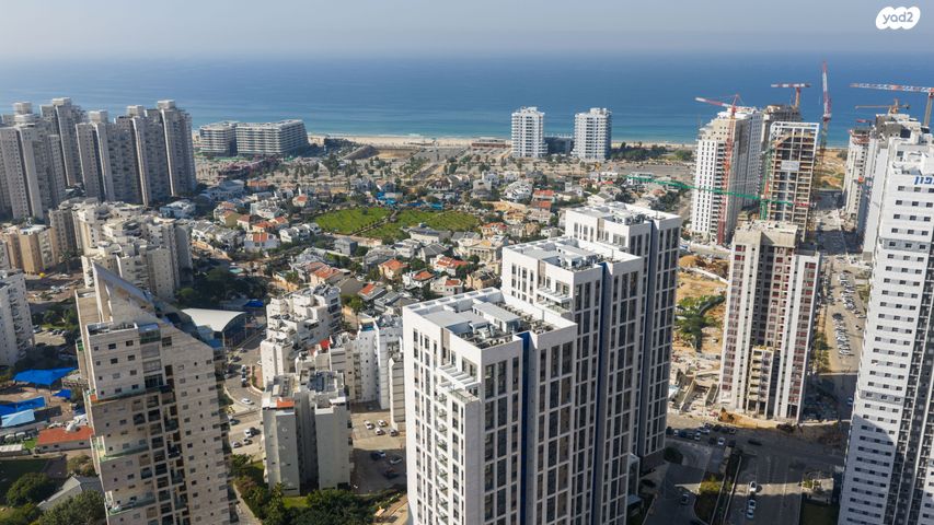 גג/ פנטהאוז, הפריגטה 19, דרום חדש, פארק הים, בת ים