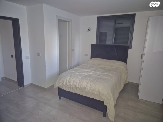 דו משפחתי, לודיוב, נווה גן, פתח תקווה