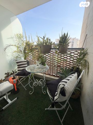 דירה, בר אילן, נווה דוד רמז, רעננה