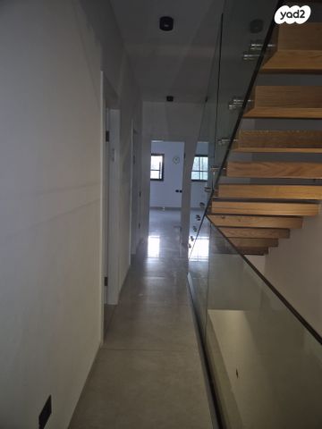 דו משפחתי, לודיוב, נווה גן, פתח תקווה