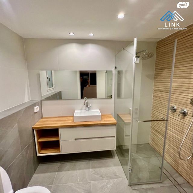 דו משפחתי, הגפן, הגפן, עתלית