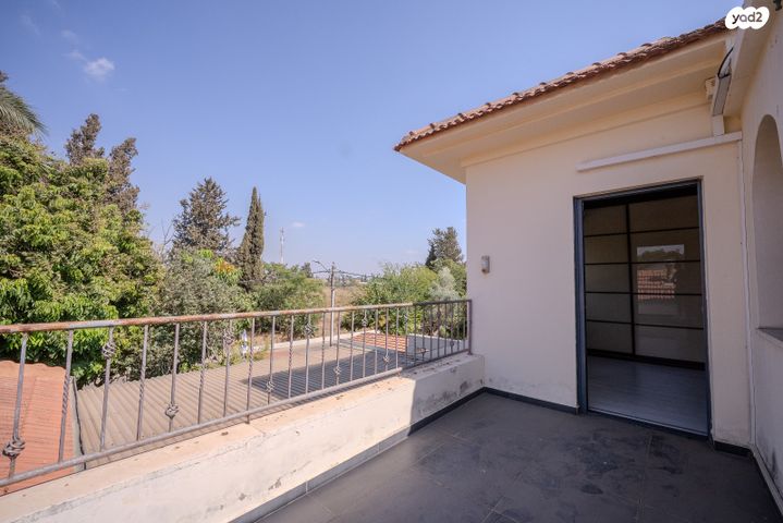 בית פרטי/ קוטג', קרית ביאליסטוק, יהוד מונוסון