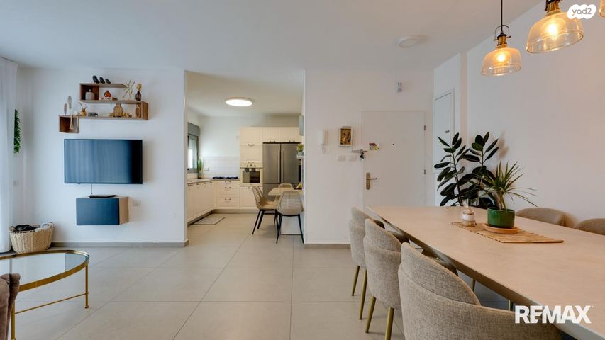 דירה, יוסקה יריב, רמות הרכס, באר שבע