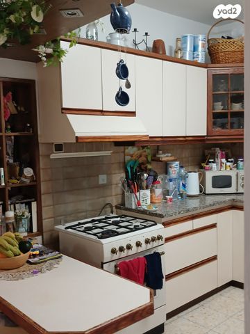 דירה, הלל, מרכז העיר, קרית אתא