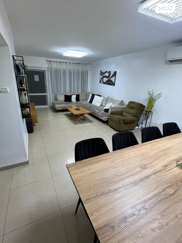 דירה, הנשיאים, מגדל העמק