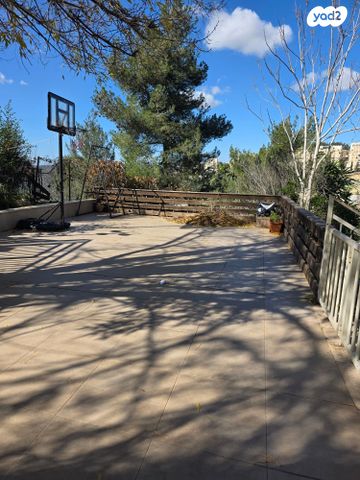 דירת גן, נוף הרים, בית הכרם, רמת בית הכרם, ירושלים