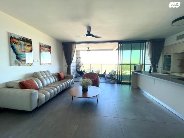 דירה, רמת השרון