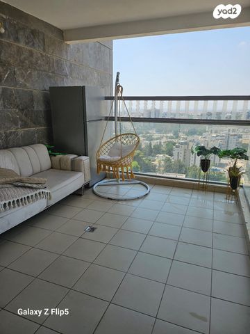 דירה, המגדל הלבן, שאר העיר, רמלה