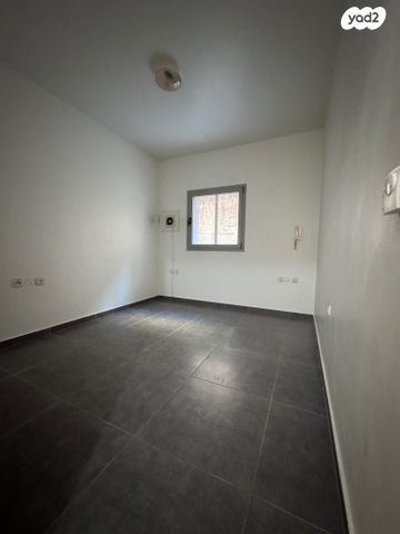 דירת גן, משה קול, בית הכרם, רמת בית הכרם, ירושלים