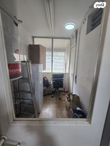 דירה, גבעת עמוס, נשר