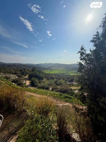 בית פרטי/ קוטג', מצפה אבי"ב
