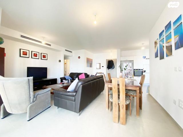 דירה, לבונה, אור ים, אור עקיבא