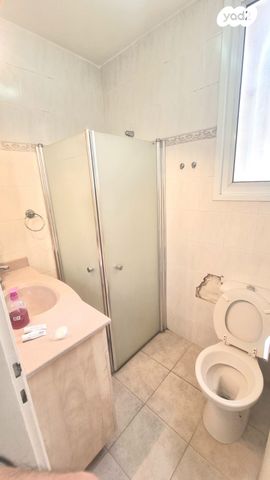 דו משפחתי, חיים אורבך, אפרים, רחובות