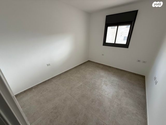 דירה, לשם 50, שאר העיר, אריאל