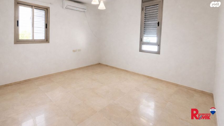 בית פרטי/ קוטג', פול ברג 35, קרית חתני פרס נובל, ראשון לציון