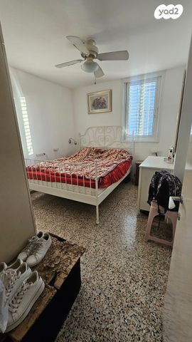 דירה, שרה אהרונסון, אזור הבילויים, רמת גן