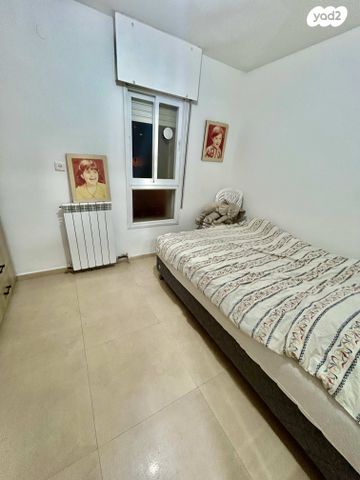 דירה, אלכסנדר רובוביץ', ארמון הנציב, תלפיות מזרח, ירושלים