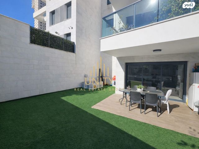 דירת גן, שלמה המלך, צפון מערב מרכז העיר, נתניה