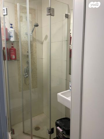 דירה, צרויה, גבעת חנניה, אבו תור, ירושלים