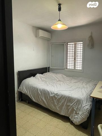 דירה, כ"ט בנובמבר, דרום מזרח, בת ים