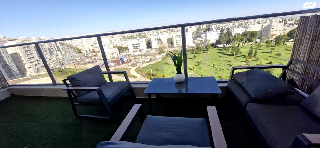 דירה, פרופ' יום טוב עסיס 1, פסגת זאב, ירושלים