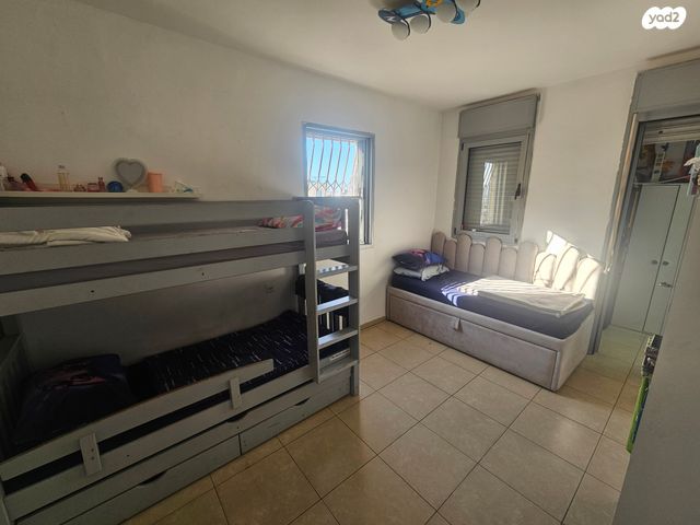 דירה, הרב יעקב לנדא, בני ברק