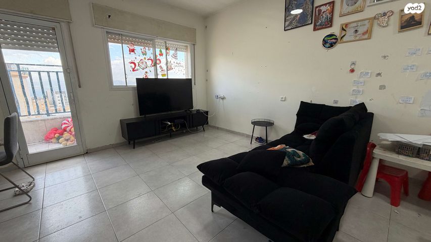 דופלקס, לח"י, שיכון עובדים, טבריה