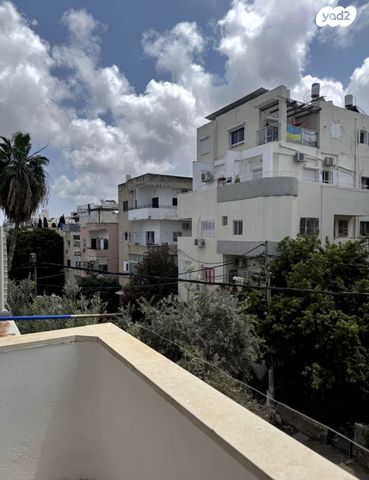 דירה, תל חי 11, הדר מרכז, חיפה