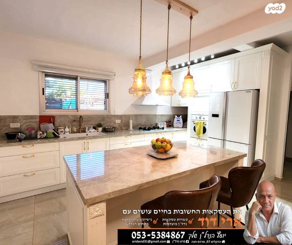 דו משפחתי, מרכז פרדס חנה, פרדס חנה כרכור