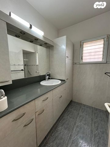 דירה, הצפירה 6, מרכז, קרית עבודה, חולון