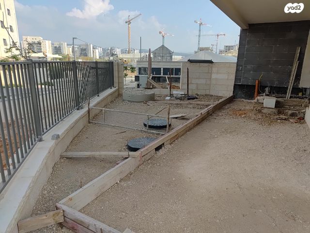 דירה, אהרונסון, נווה שמיר רמת בית שמש ה-1, בית שמש