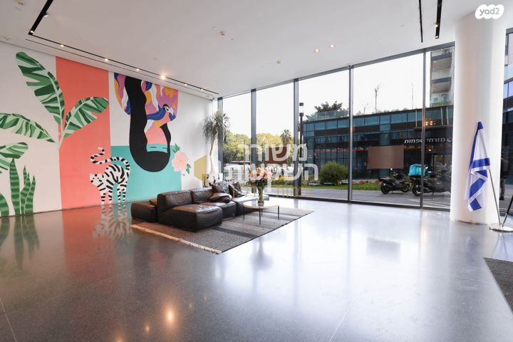 דירה, דרך מנחם בגין 144, מונטיפיורי, הרכבת, תל אביב יפו