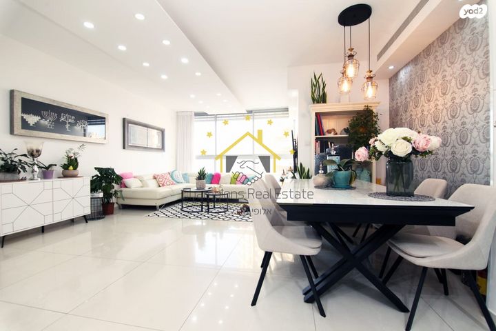 דירה, גד מכנס, מרכז העיר דרום, נתניה