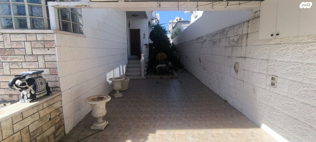 בית פרטי/ קוטג', יהושע בן נון, נאות הרצל, נתניה