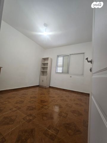 דירה, דימונה