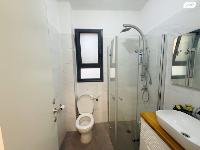 דירה, יצחק בן צבי, מורשת, מודיעין מכבים רעות