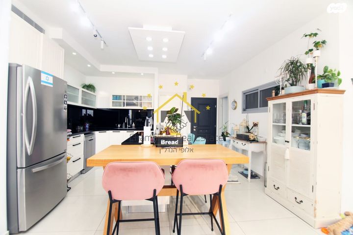 דירה, גד מכנס, מרכז העיר דרום, נתניה