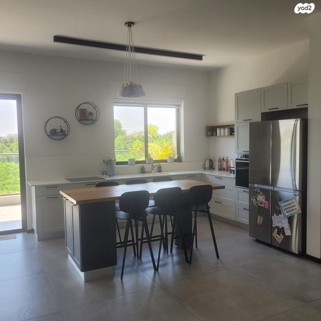 דופלקס, תל מונד