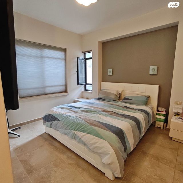 דו משפחתי, בית אריה / עופרים