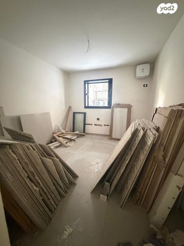 דירה, המרי, שינקין, גבעתיים