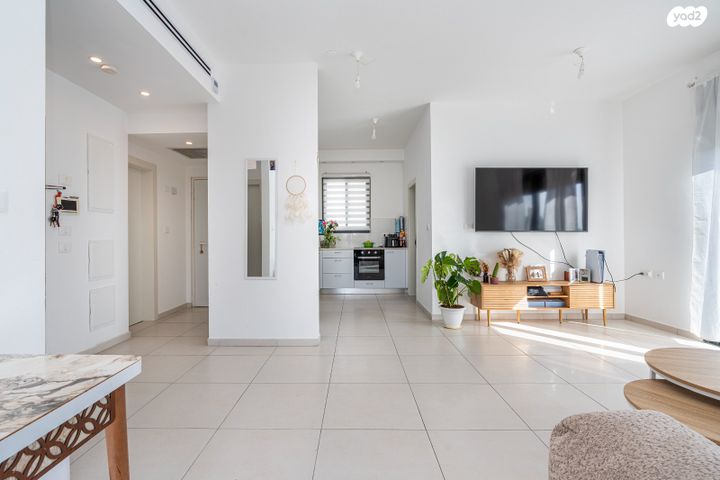 דירה, לבונה, אור ים, אור עקיבא