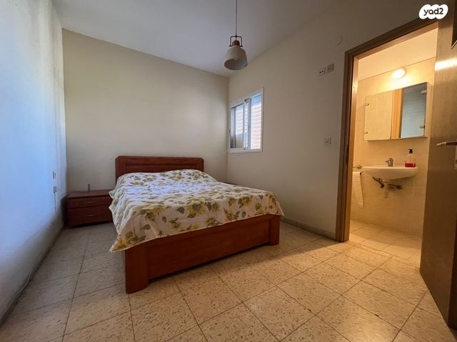 דירה, שדרות הרב לוין 40, רמת עמידר, רמת גן