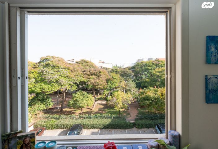 דירה, מלכי יהודה, הרצליה הירוקה, נווה עובד, הרצליה